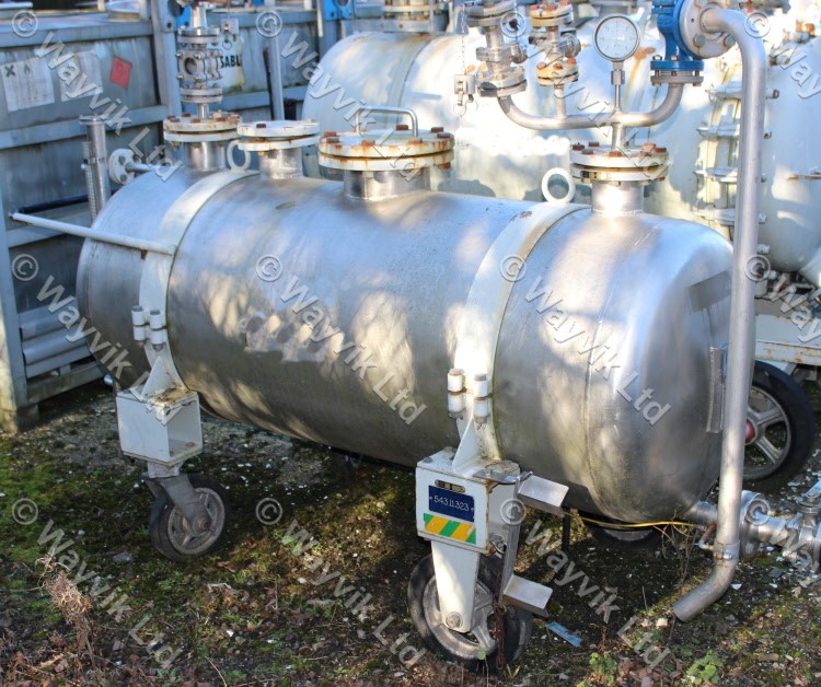 11000 Litres Stainless Steel Pressure / Vacuum Vessels